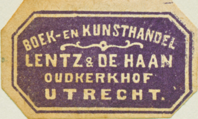 710207 Boeketiketje van Boek- en Kunsthandel Lentz & De Haan, Oudkerkhof 19 te Utrecht.N.B. Voorheen firma Dannenfelser & Co.